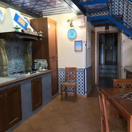 Vista Mare A Makari بيت للعطل سان فيتو لو كابو