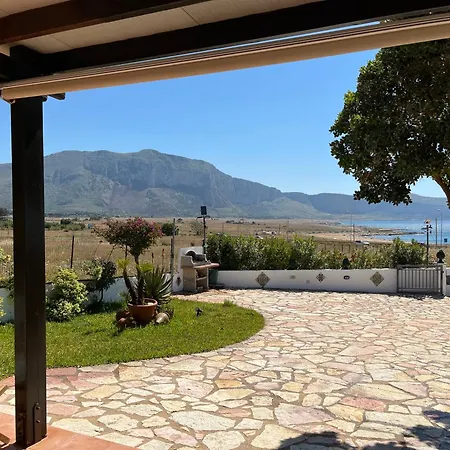 Vista Mare A Makari Feriehus *